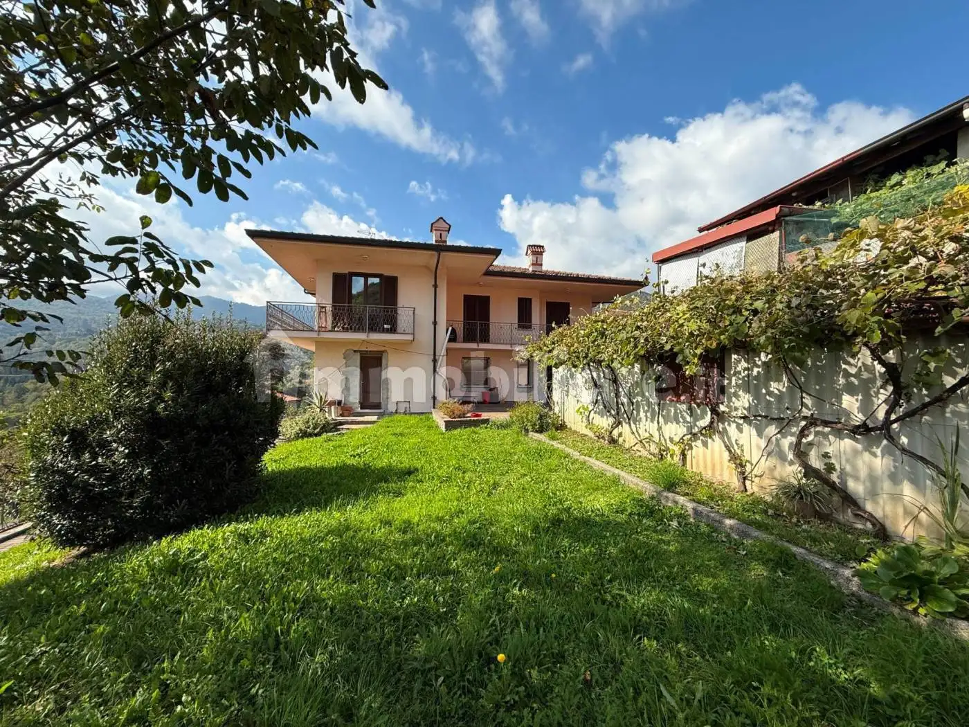Villa unifamiliare via Carlo Mazza 4, Centro, Asso - foto 3
