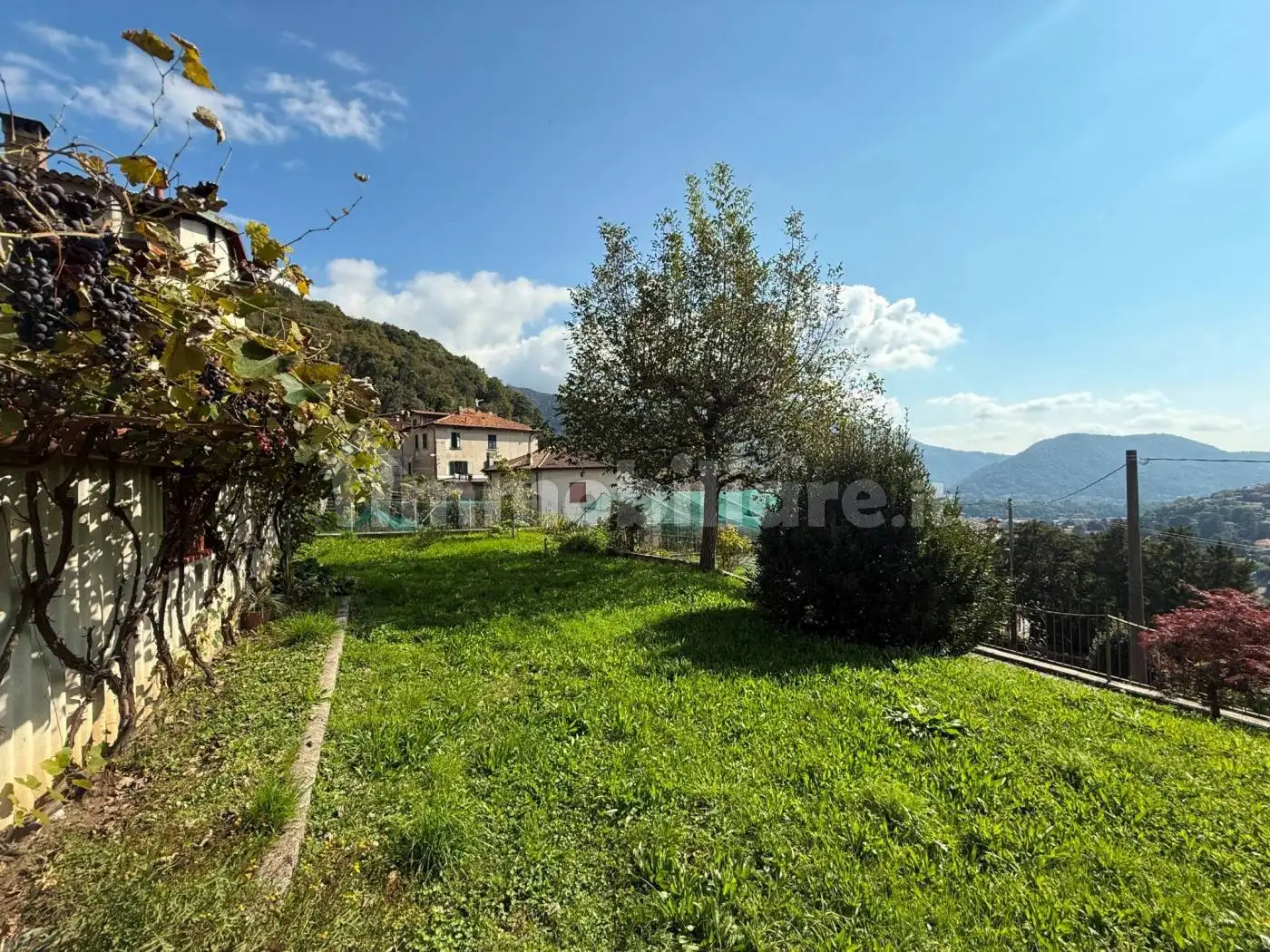 Villa unifamiliare via Carlo Mazza 4, Centro, Asso - foto 5