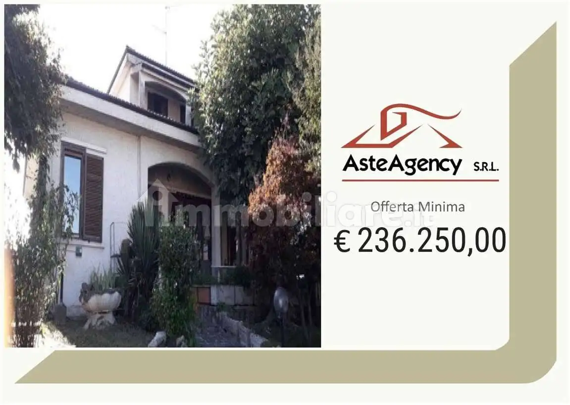 Villa in asta a Noviglio