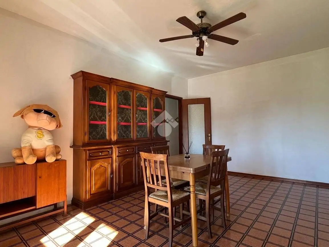 Trilocale via Andrea Rivasi 74, Centro, Cavriago - foto 2