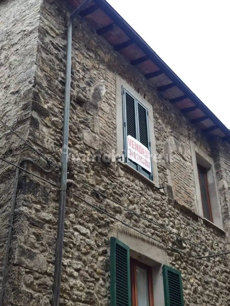 Trilocale via Colonna No Number, Centro, Acquasparta - foto 2