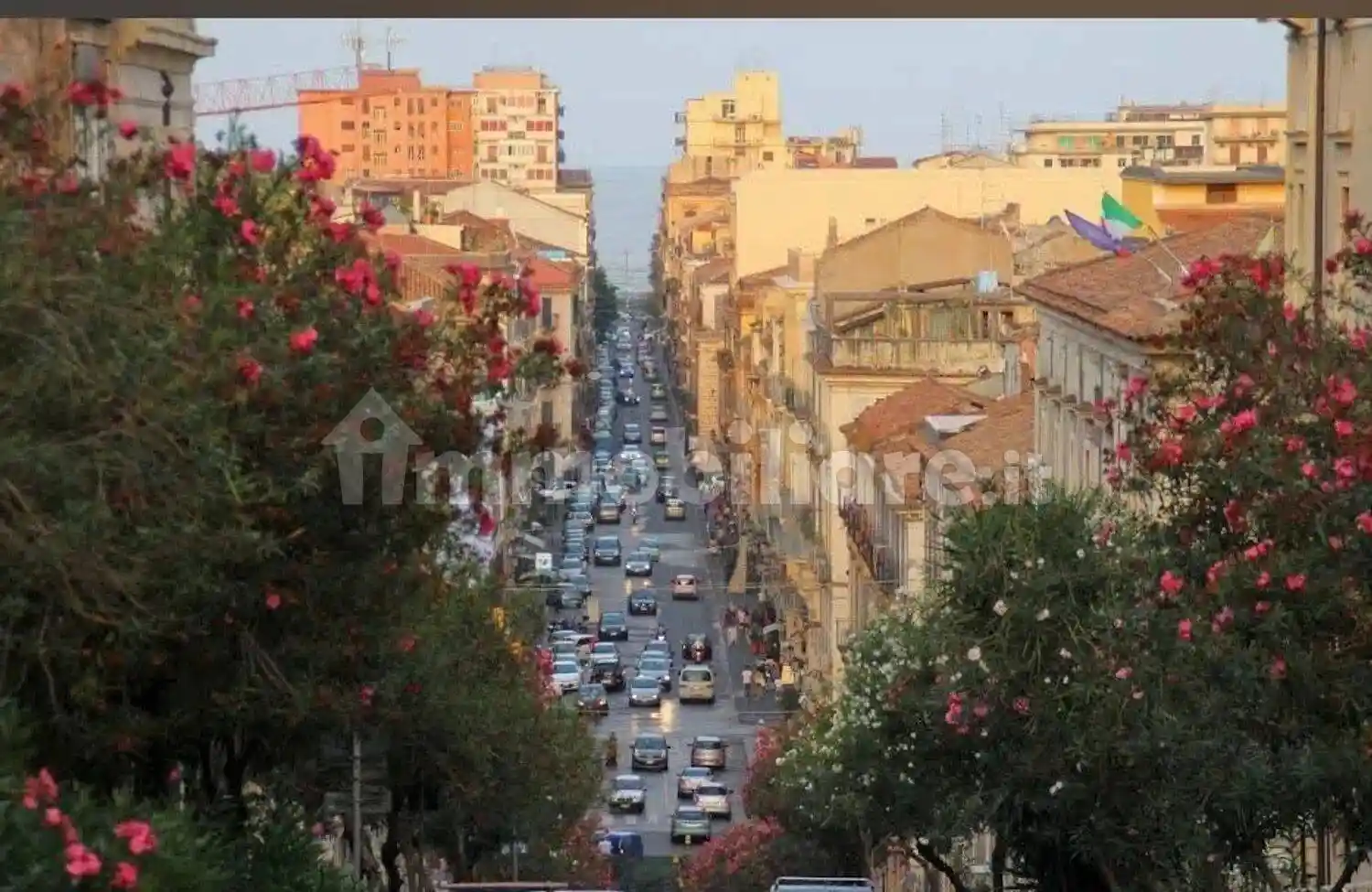 Palazzo - Edificio in vendita a Catania
