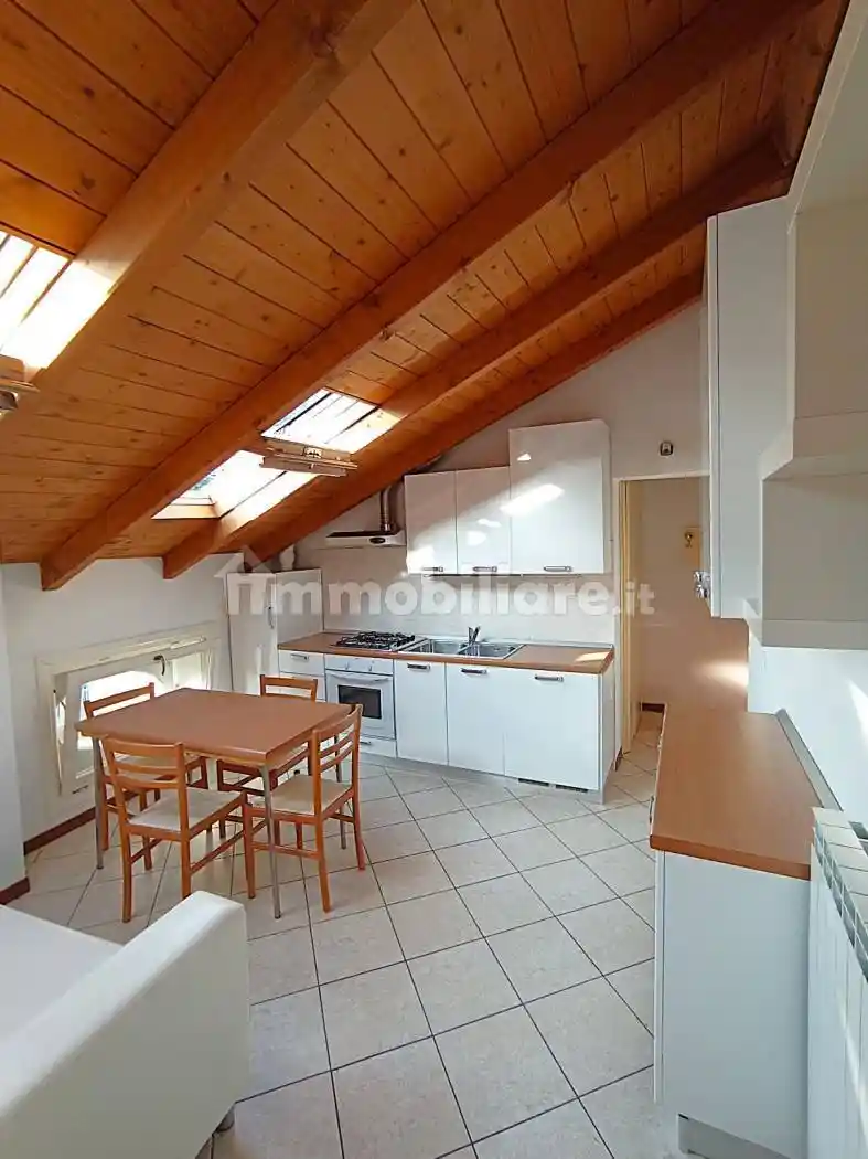 Bilocale via dei Partigiani 90, San Giovanni, Lecco - foto 4