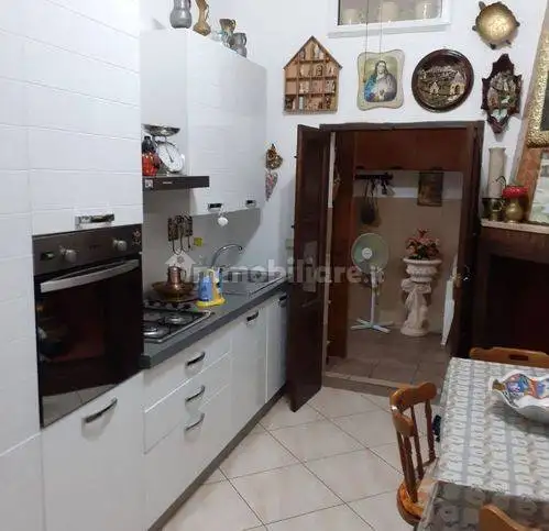 Appartamento in affitto a Lizzano