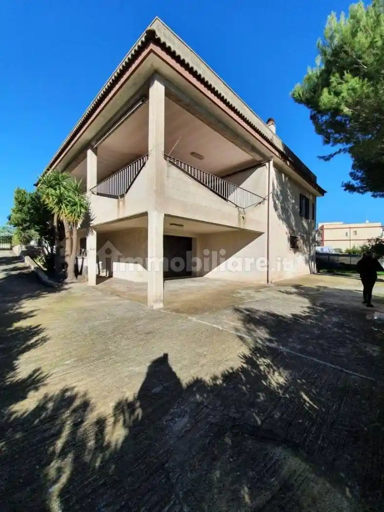 Villa in vendita a Crispiano