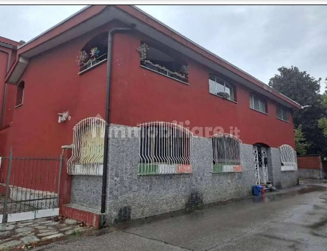 Appartamento in asta a Leggiuno