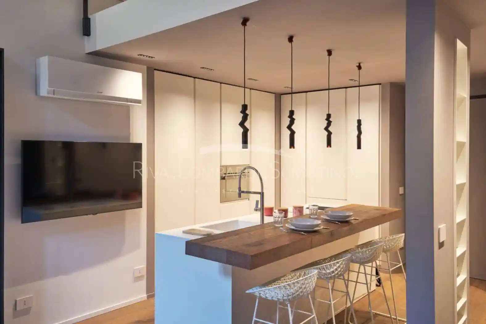 Monolocale via Milite Ignoto 38, Centro, Alassio - foto 3