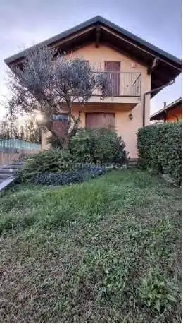 Villetta a schiera in asta a Vanzago