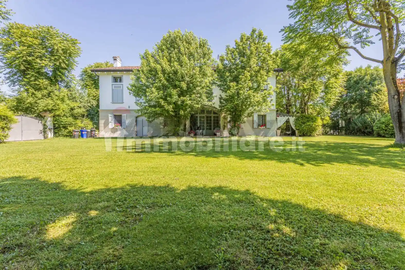 Villa in vendita a Carpi