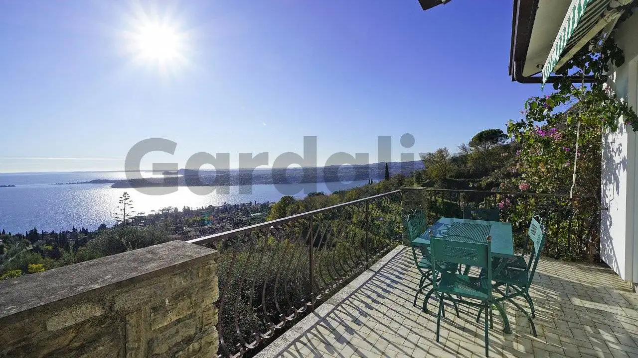 Villa in vendita a Gardone Riviera