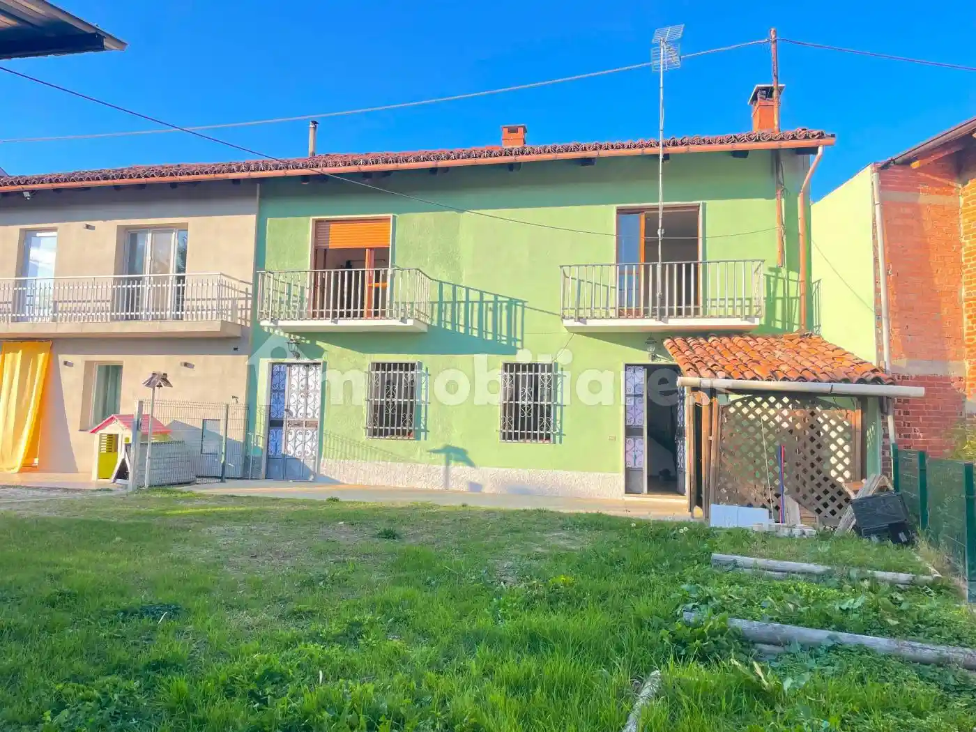 Villa a schiera frazione Nostra Signora delle Grazie, Santo Stefano Roero - foto 2