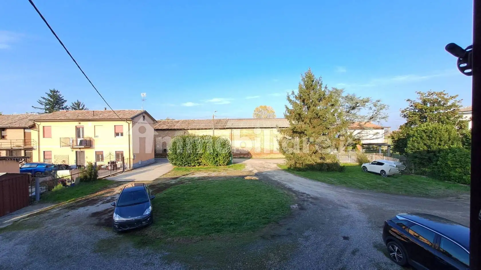 Villa bifamiliare via Casa Chiodi, Corvino San Quirico - foto 3