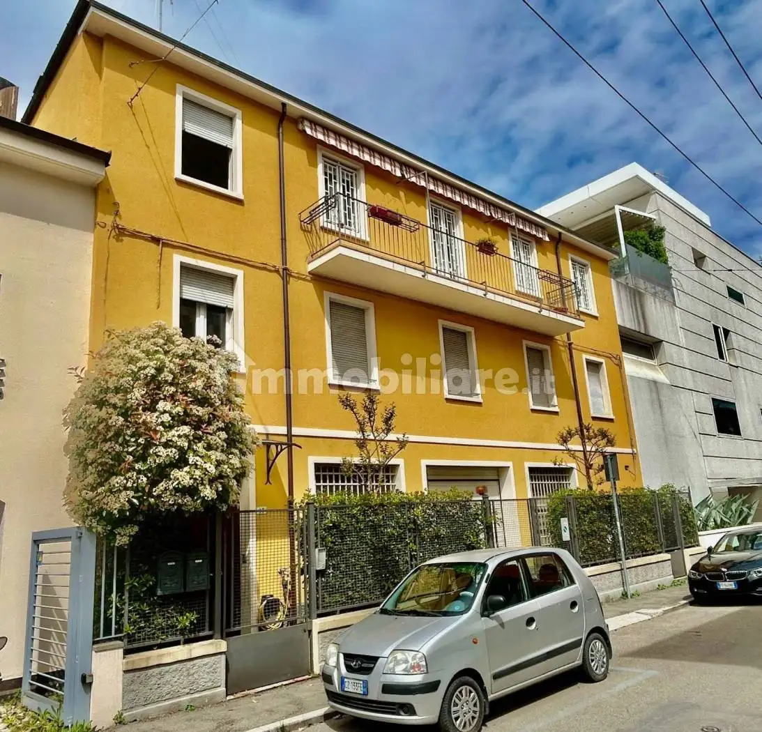 Appartamento in vendita a Bologna