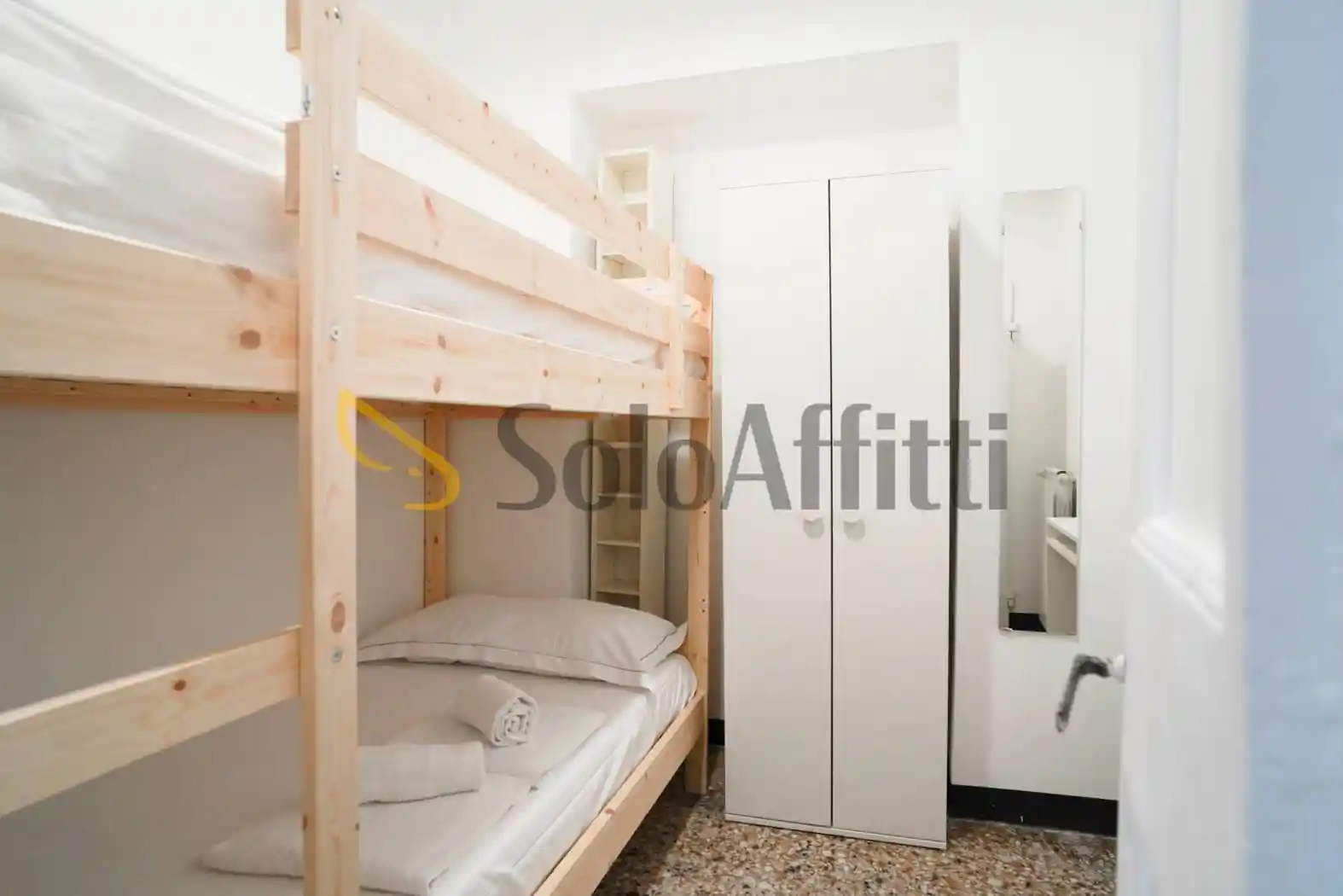 Bilocale Vico dell'Olio 13, Prè, Genova - foto 2