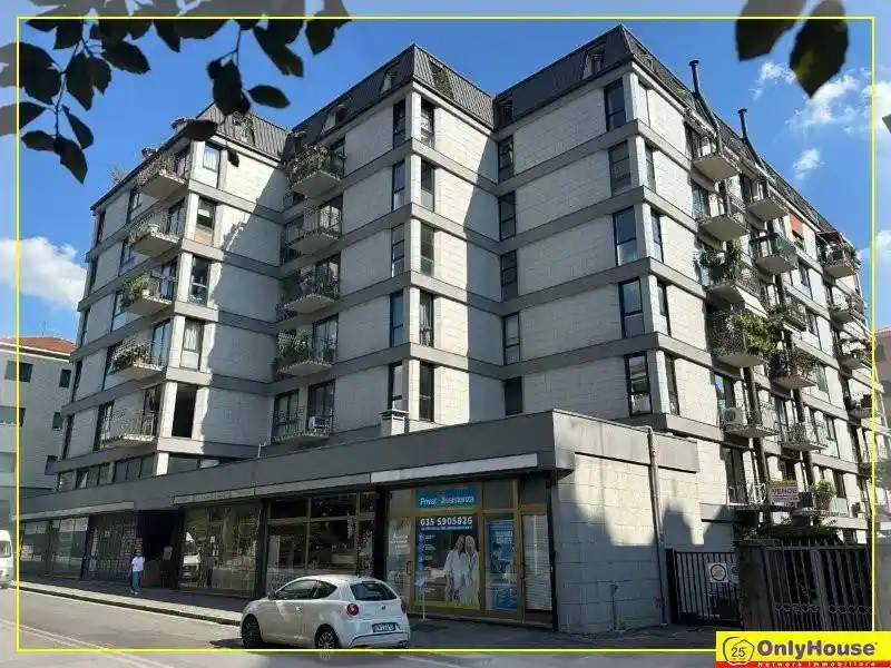 Appartamento in vendita a Bergamo