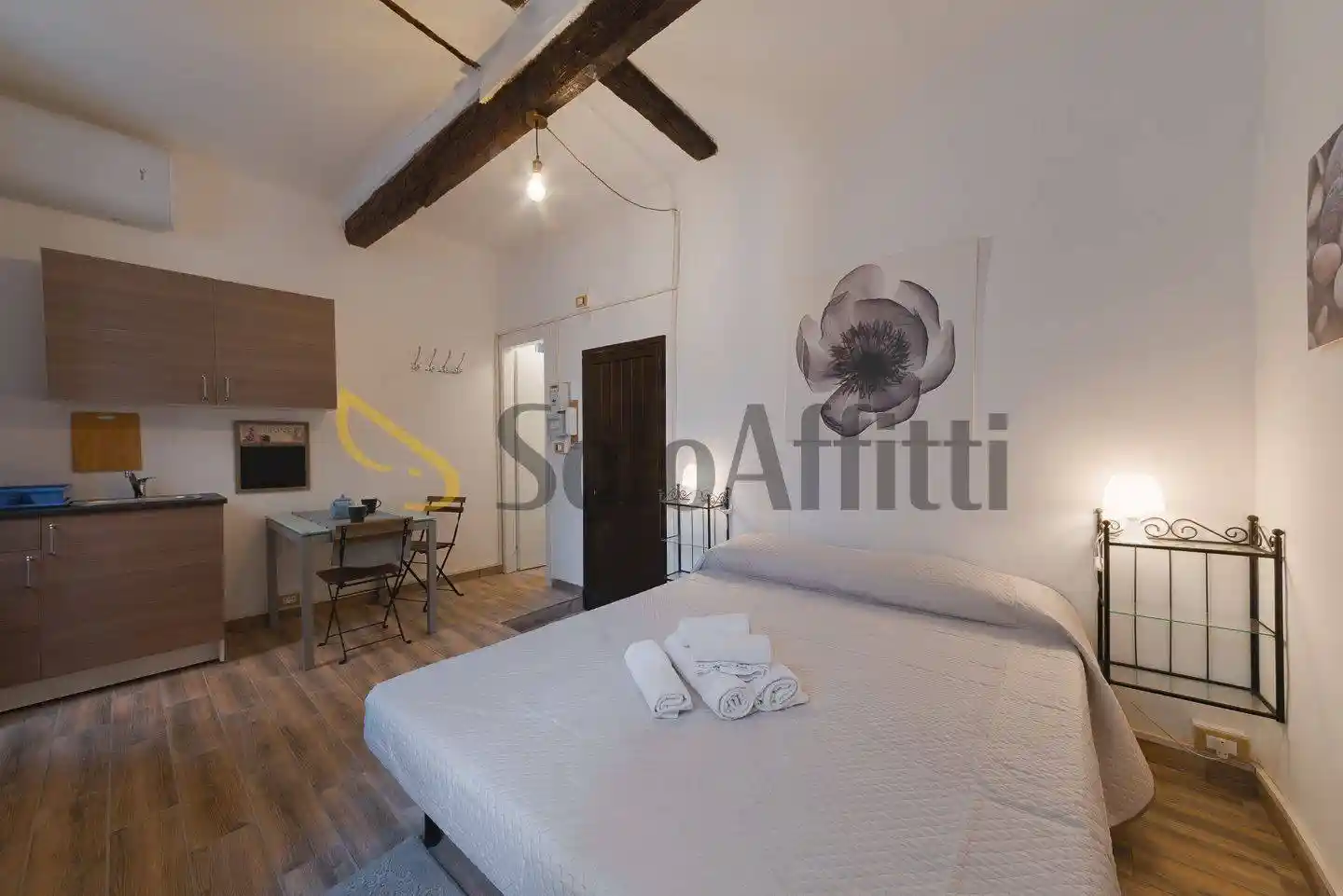 Monolocale Vico Dietro il Coro della Maddalena 6, Maddalena, Genova - foto 3