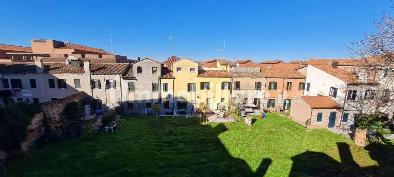 Casa indipendente in vendita a Venezia