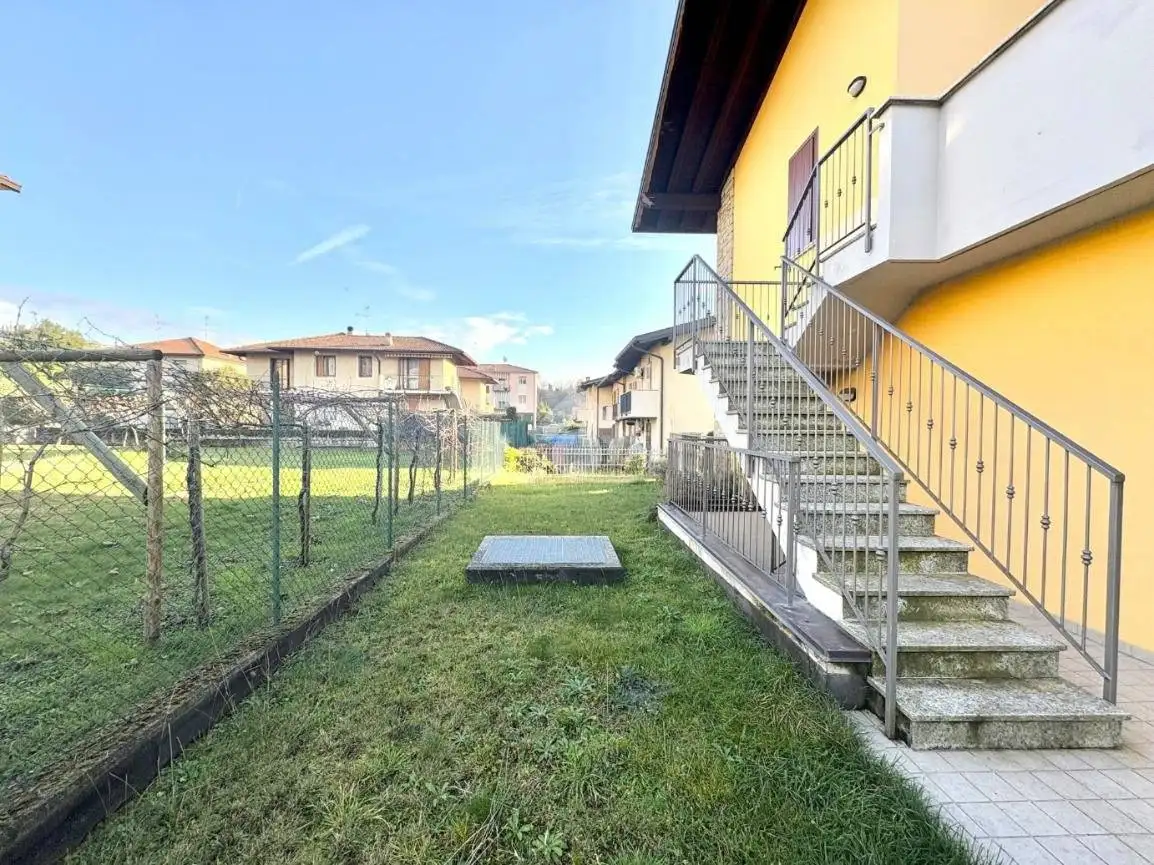 Trilocale via San Martino 23, Centro, Adro - foto 2