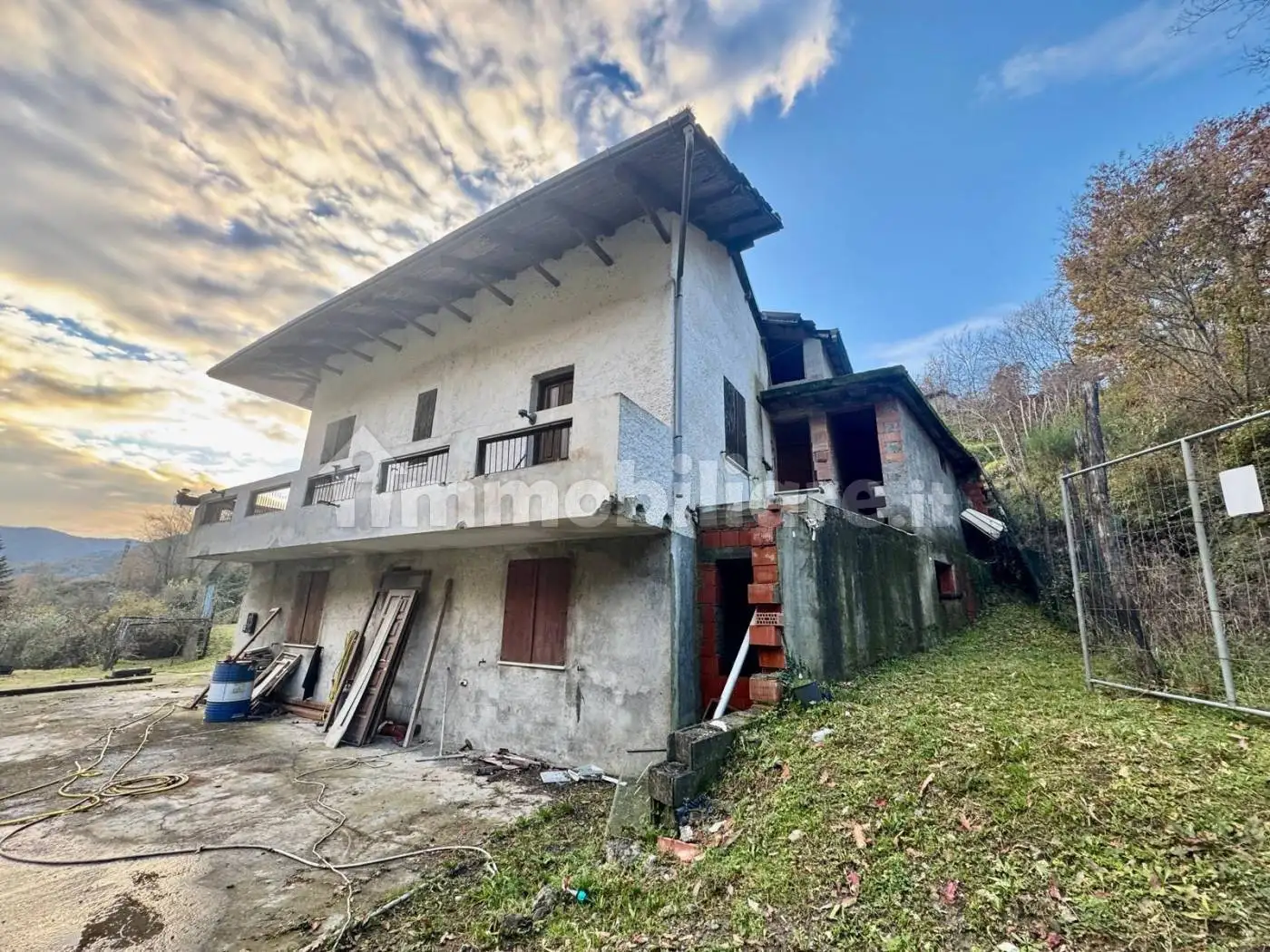 Villa unifamiliare via Enrico Fermi 33, Serricciolo, Aulla - foto 5