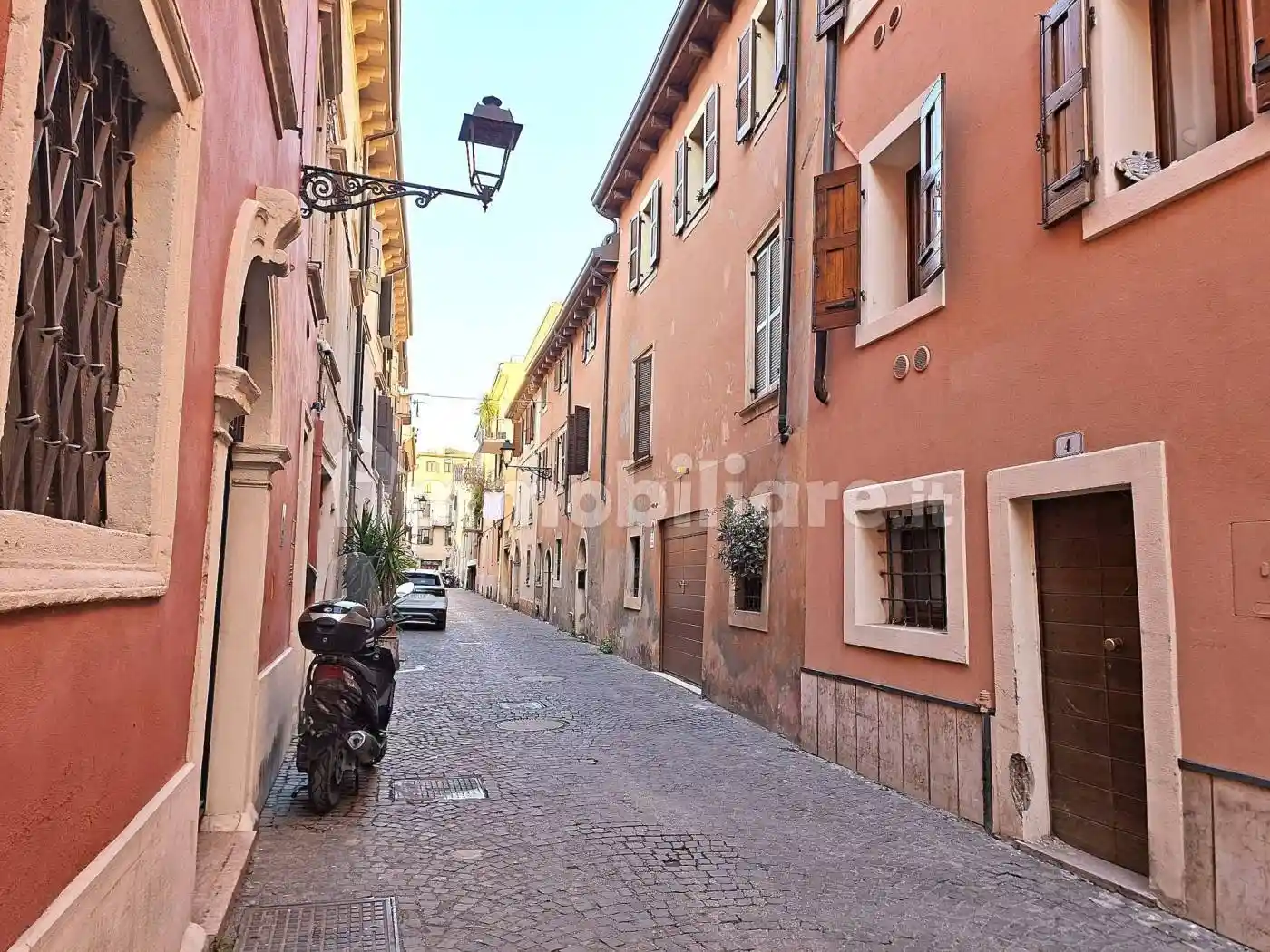 Bilocale ottimo stato, piano terra, Veronetta, Verona - foto 2