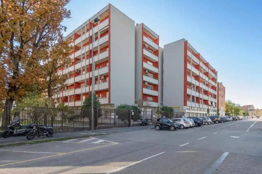 Bilocale via Simone Martini 22, Famagosta, Milano - foto 2