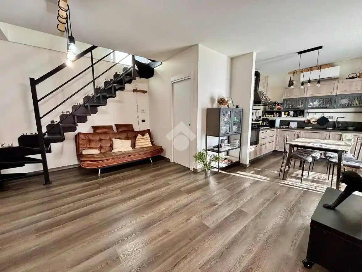 Quadrilocale via San Giovanni 9, Centro, Borgaro Torinese - foto 3