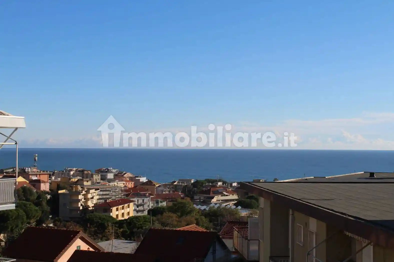 Appartamento in vendita a Ceriale