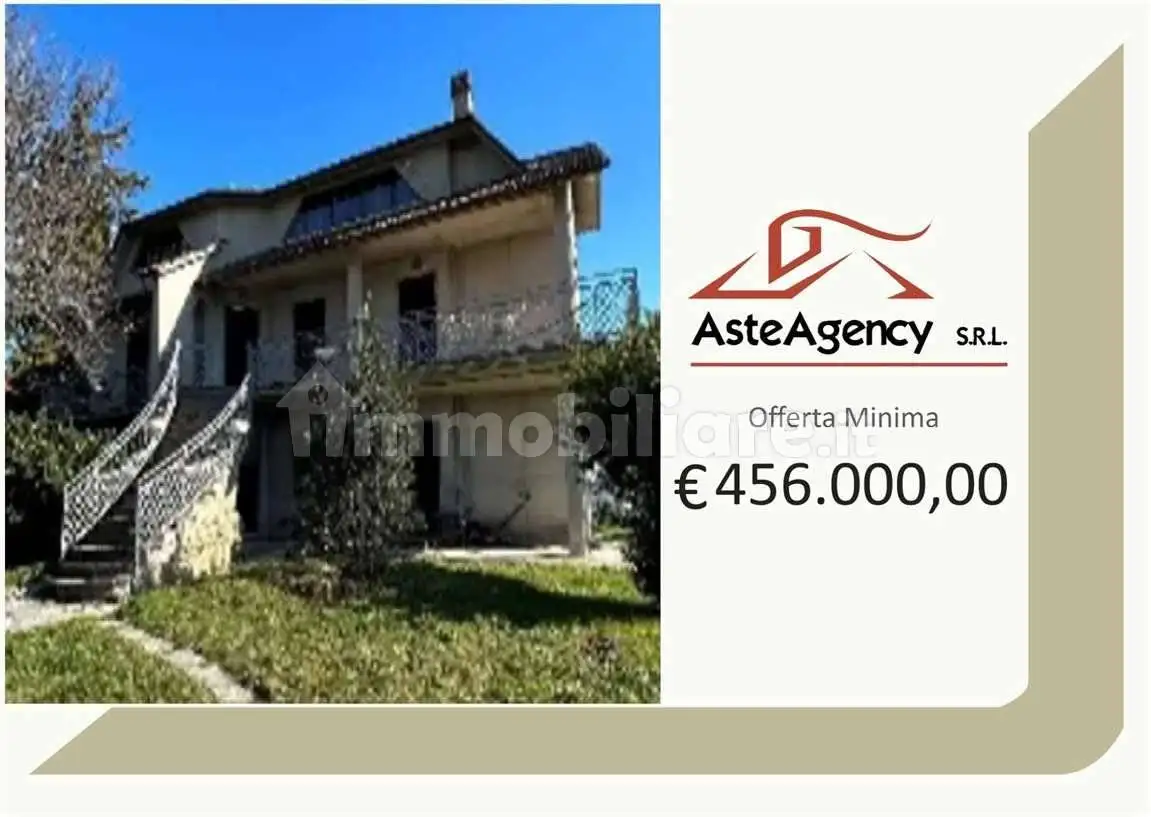 Appartamento in asta a Poggio San Marcello