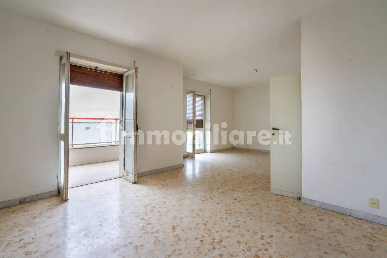 Quadrilocale piazzale Gorizia 19, Centro Storico, Latina - foto 3