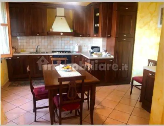 Trilocale via Torri del Fornello 19, Centro, Chiusi - foto 2