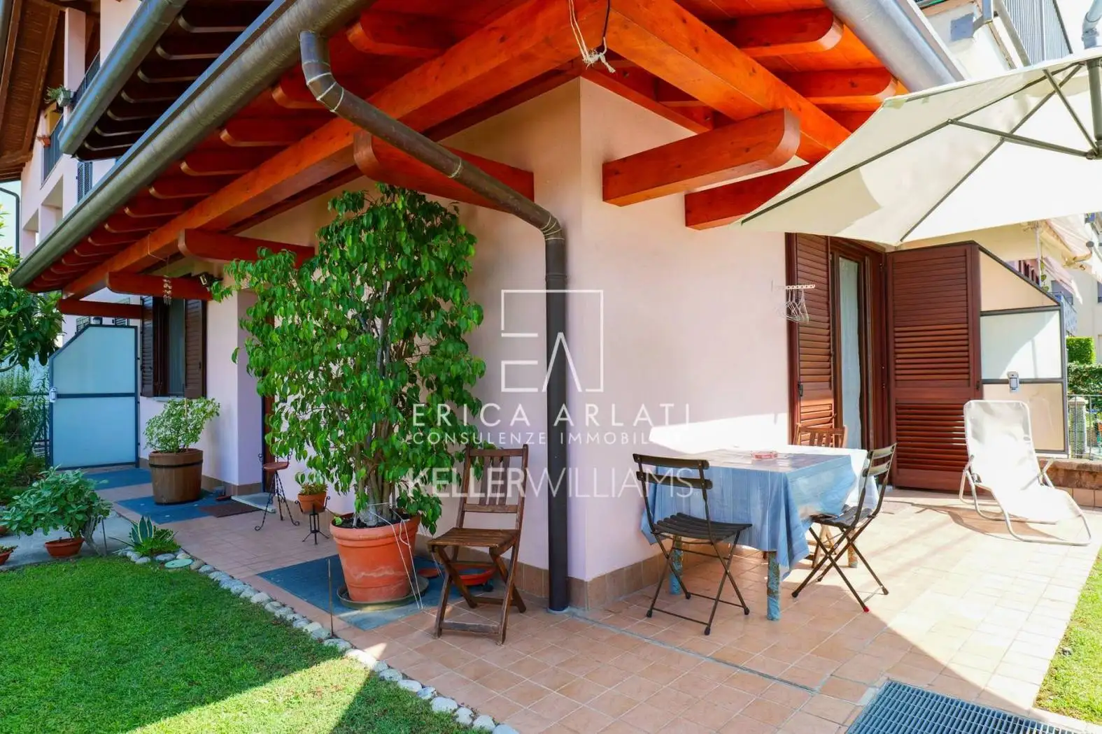 Villetta a schiera in vendita a Faloppio