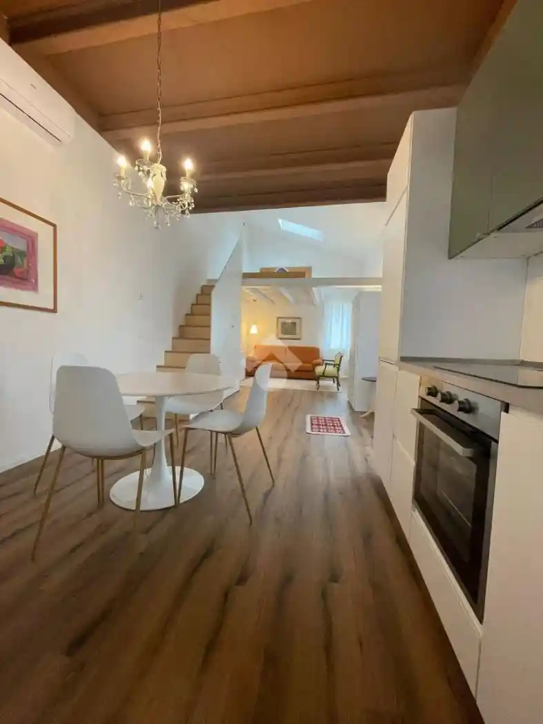 Monolocale nuovo, primo piano, Centro, Bassano del Grappa - foto 2