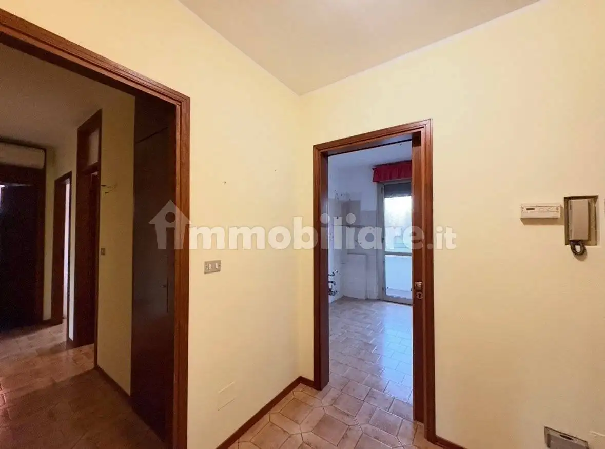 Trilocale via Alessandro Rottigni 19, Porta Milano, Casale Monferrato - foto 2