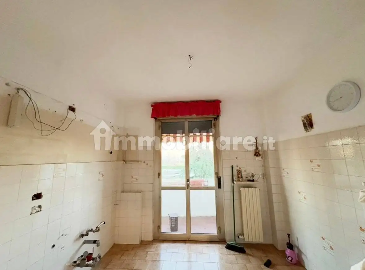 Trilocale via Alessandro Rottigni 19, Porta Milano, Casale Monferrato - foto 3