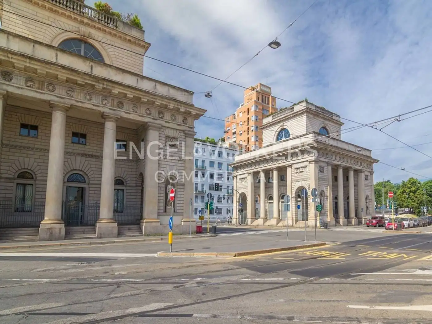 Palazzo - Edificio in vendita a Milano