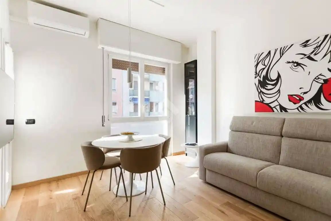 Bilocale via Lorenteggio 31, Piazza Napoli, Milano - foto 2