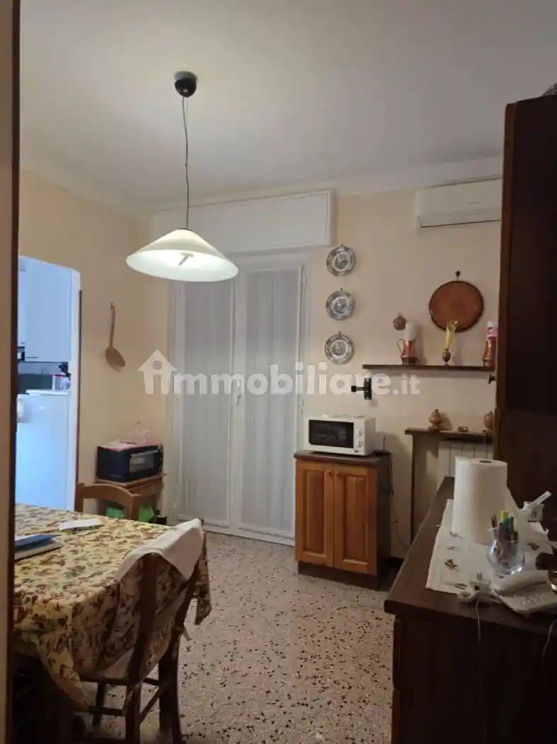 Quadrilocale ottimo stato, secondo piano, Rivarolo, Genova - foto 2