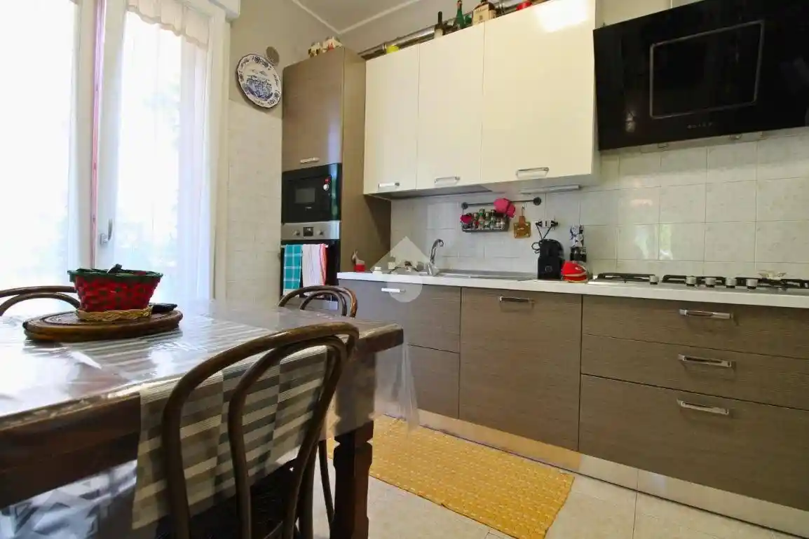 Quadrilocale via Orazio Flacco 37, Piazzale Giosuè Carducci, Pesaro - foto 4