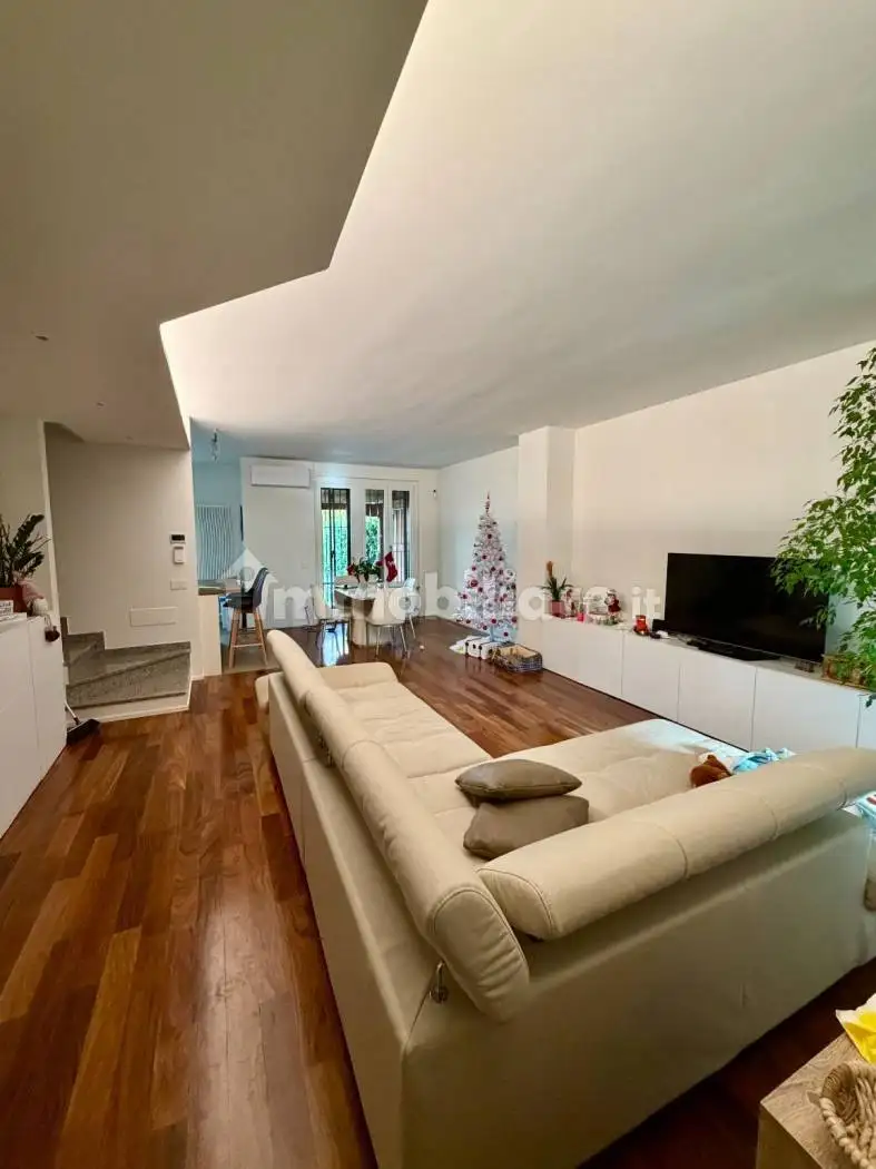 Villa a schiera via Amatore Sciesa 4, Centro, Muggiò - foto 4