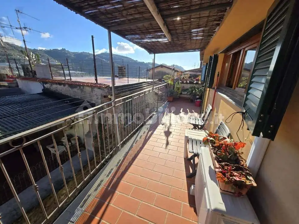 Casa indipendente in vendita a Taggia