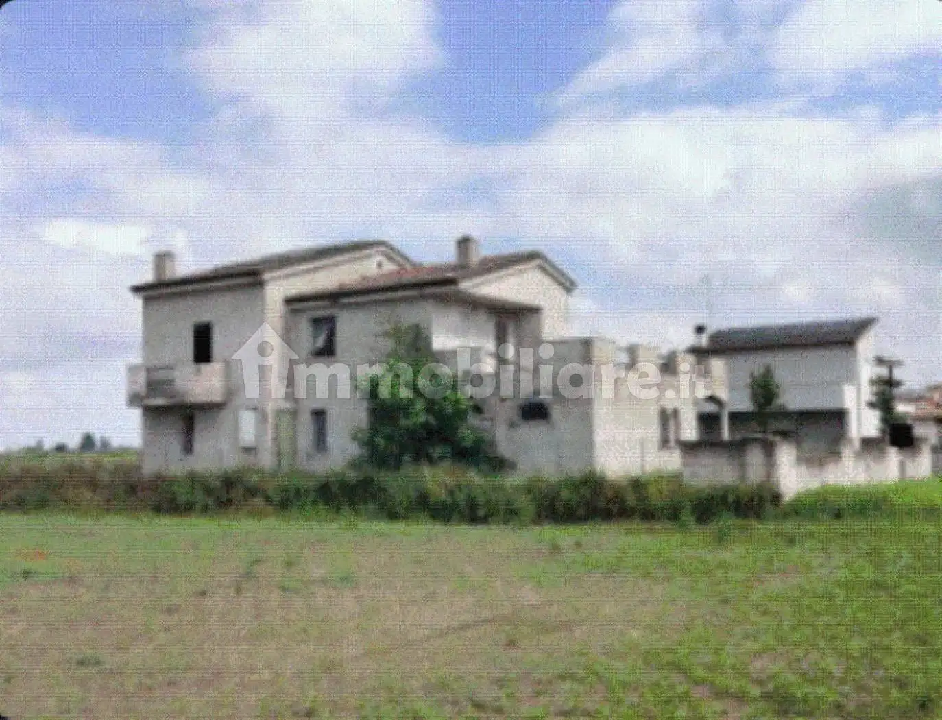 Villa in asta a Giacciano con Baruchella