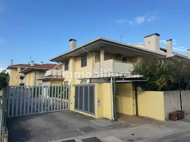 Attico via Longarone 31, Cussignacco - Paparotti, Udine - foto 2