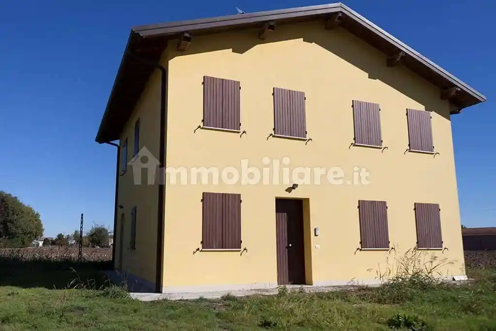 Terratetto unifamiliare 250 m², nuova, Renazzo, Cento - foto 5