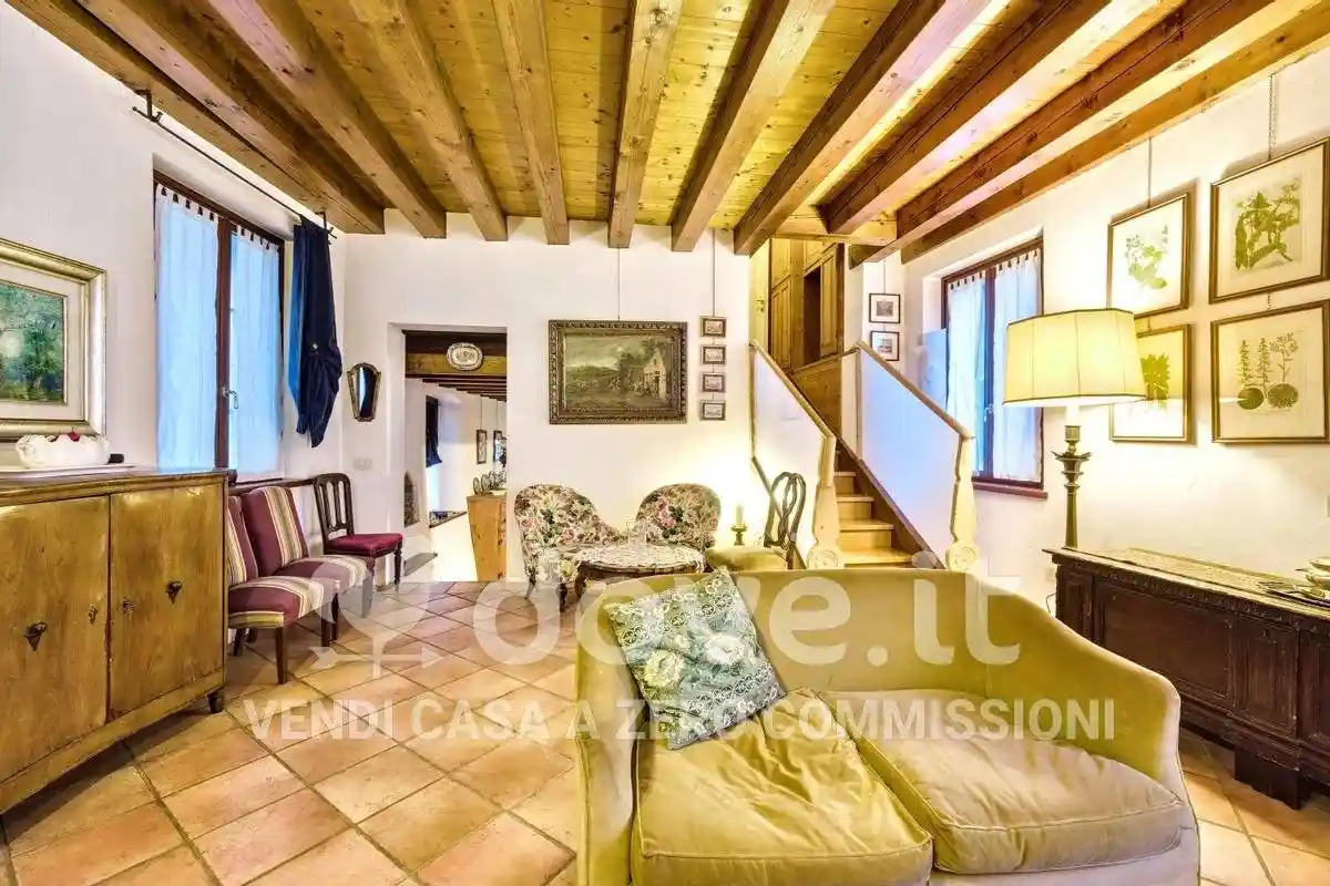 Palazzo - Edificio in Vendita - foto 2