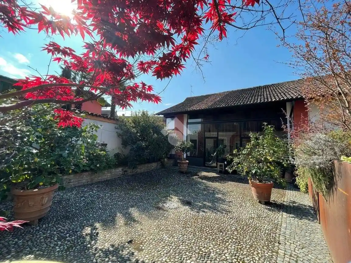 Trilocale via XX Settembre 23, Centro, Borghetto Lodigiano - foto 2