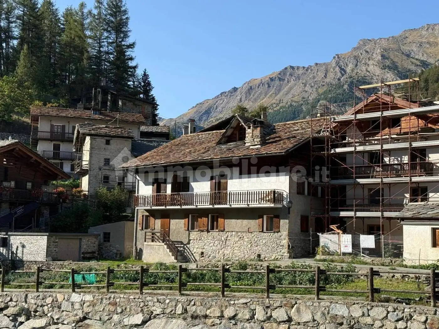 Appartamento in vendita a Cogne