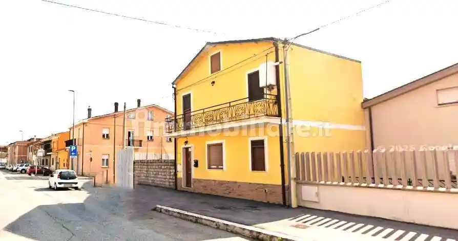 Casa indipendente in vendita a Avezzano