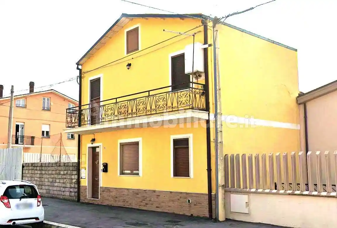 Terratetto unifamiliare via San Francesco , 39, Centro, Avezzano - foto 3