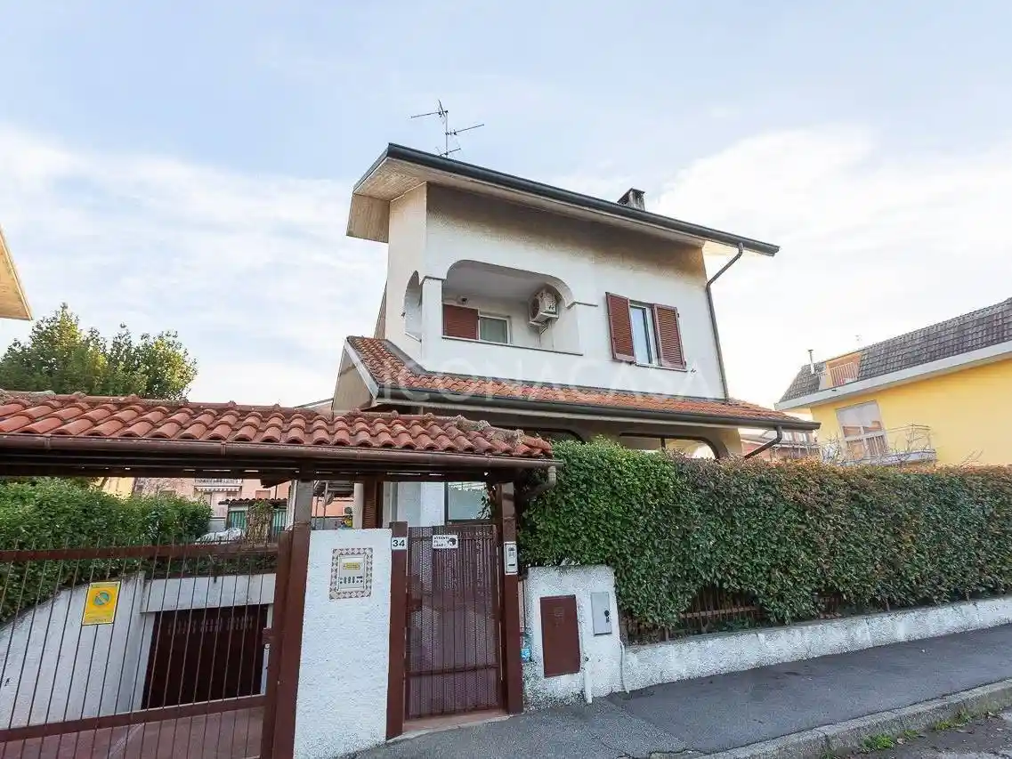Villa in vendita a Brugherio