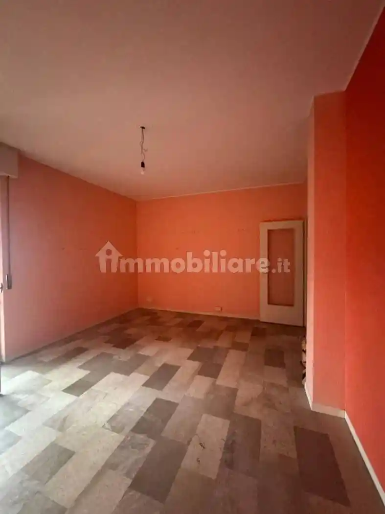 Trilocale da ristrutturare, secondo piano, Sagnino, Como - foto 4